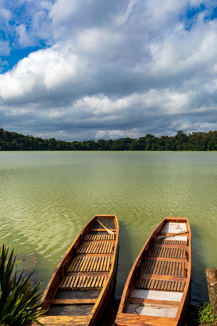 Lake Duluti - Canoeing
